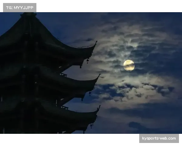 网友深夜畅聊共赏圆月晒图迎中秋佳节线上线下齐庆团圆氛围热烈 网友深夜畅聊共赏圆月晒图迎中秋佳节线上线下齐庆团圆氛围热烈